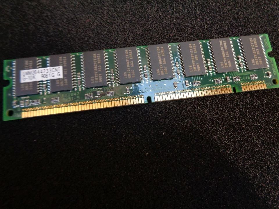 GMM2644233CNTG-10K LG Semicon DDR1 32MB PC66 CL2 AMEGA, COMMODORE, SINCLAIR - Image 3 of 3