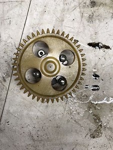 04 Bruin 350 Oil Pump