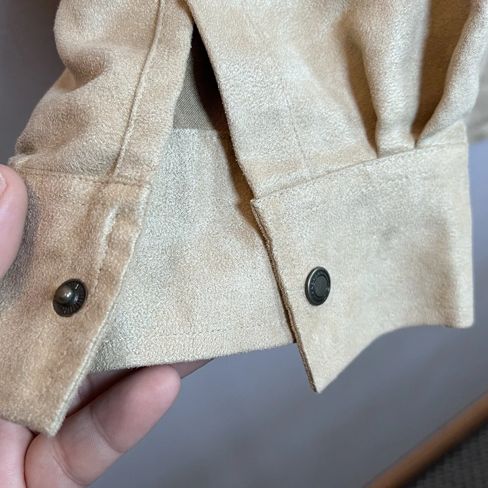 Liz & Me Women’s 4X Shirt Faux Suede Tan Long Sleeve Button Up Shirt Pockets - Image 4 of 4