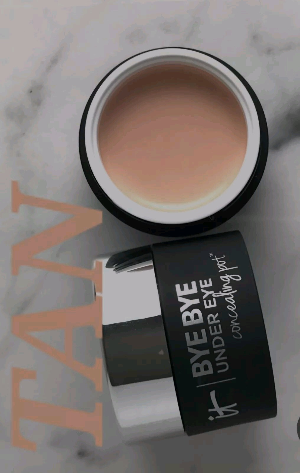 It Bye Under Eye Weightless Smoothing Complete Coverage Concealer TAN 5g BNIB