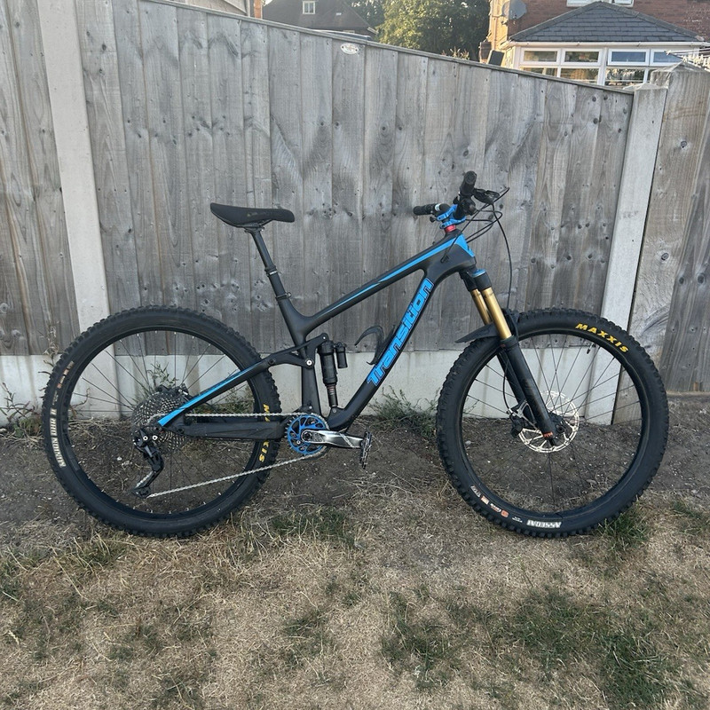Transition Patrol 27.5in M Carbon Full Suspension MTB