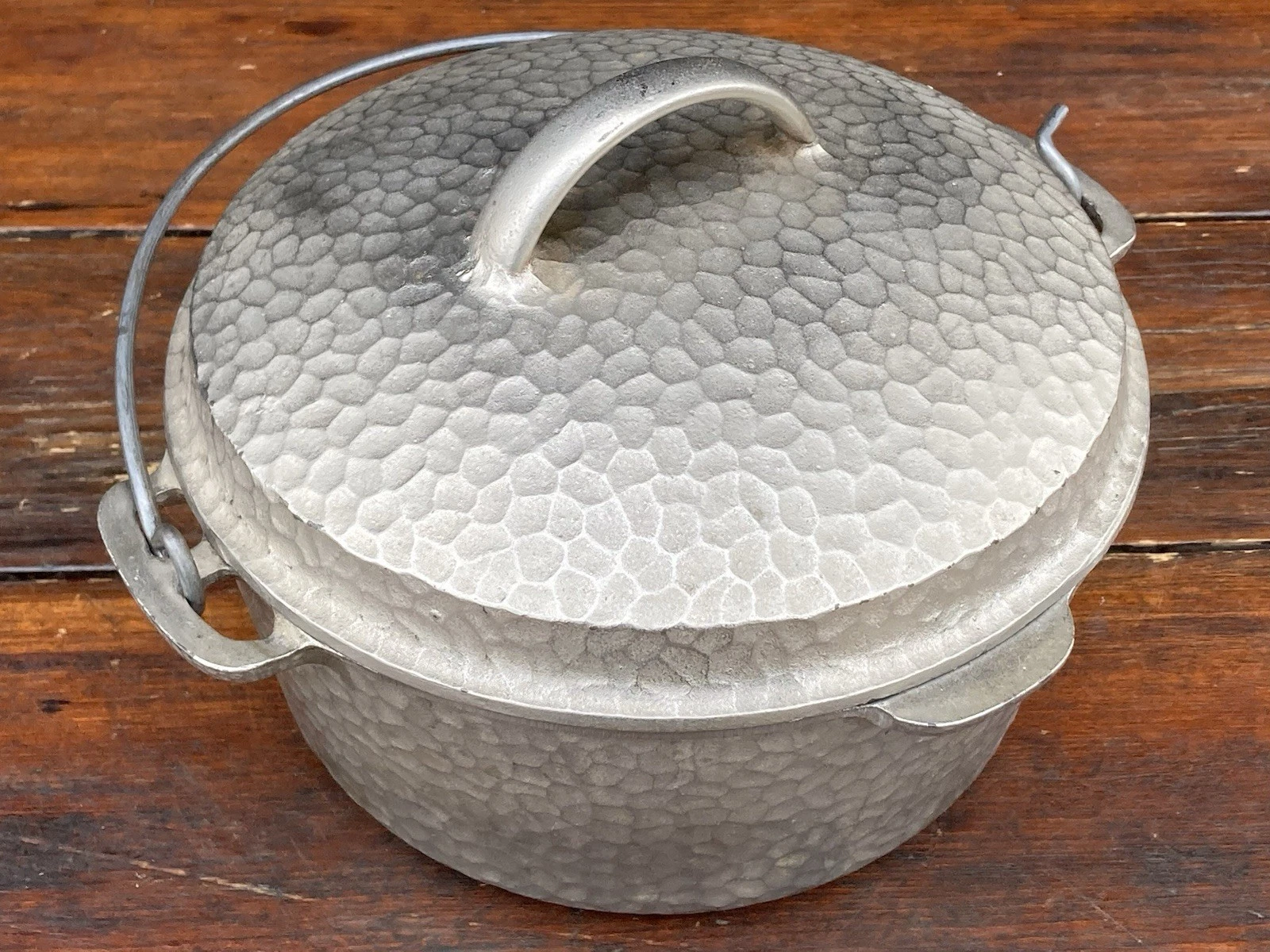 Wagner Ware Cast Iron #7 Hammered Nickel Plated Dutch Oven