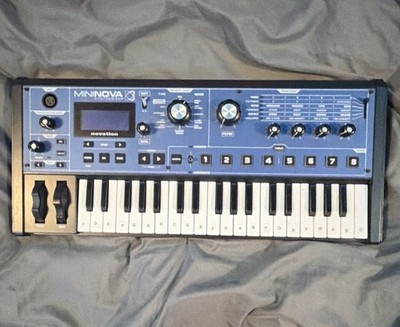 Novation MiniNova 37-Key Keyboard Synth w/ Pitch/Mod, USB MIDI, 1/4'' Out - USED