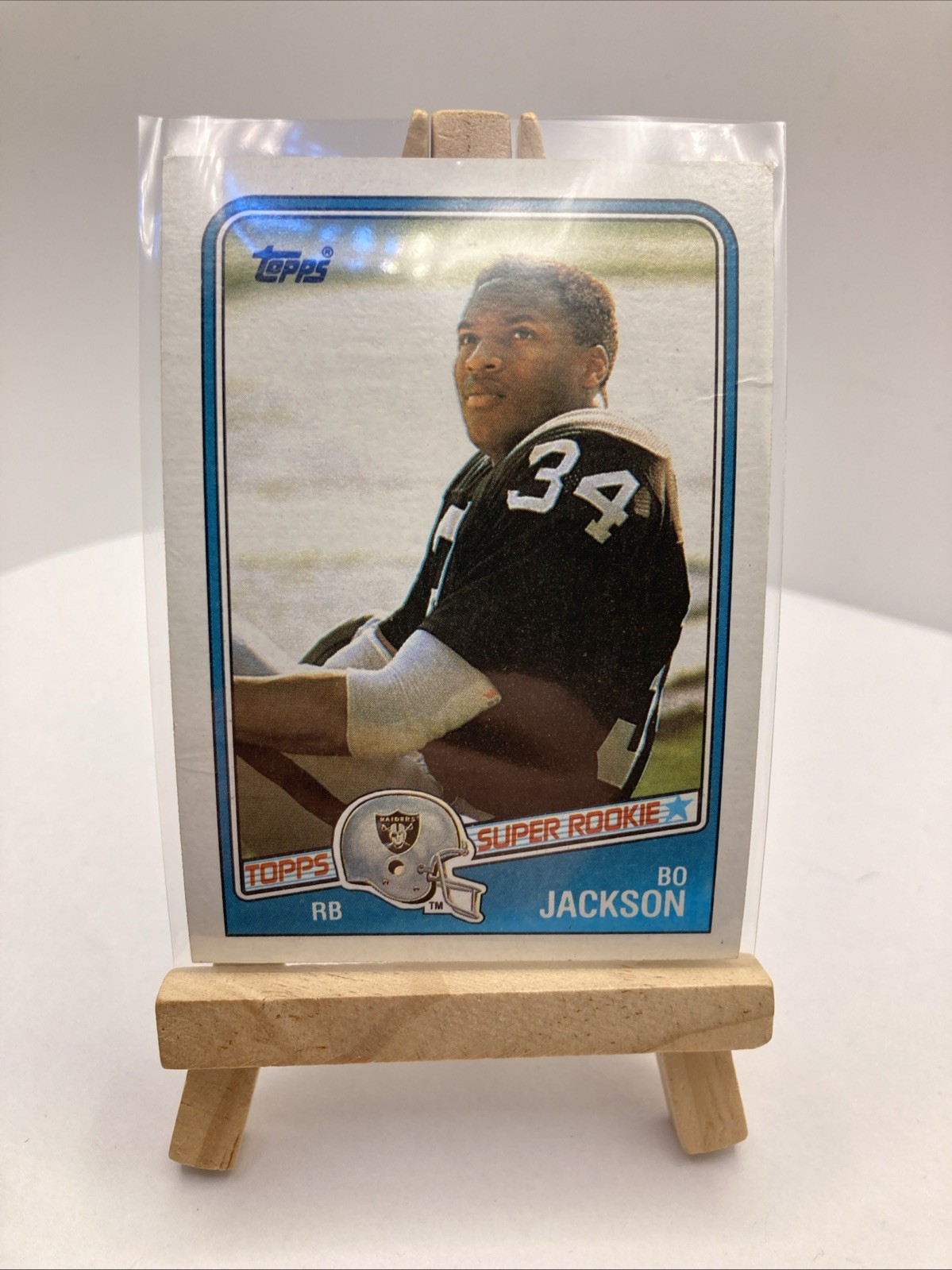 1988 Topps - Bo Jackson #327 (RC)