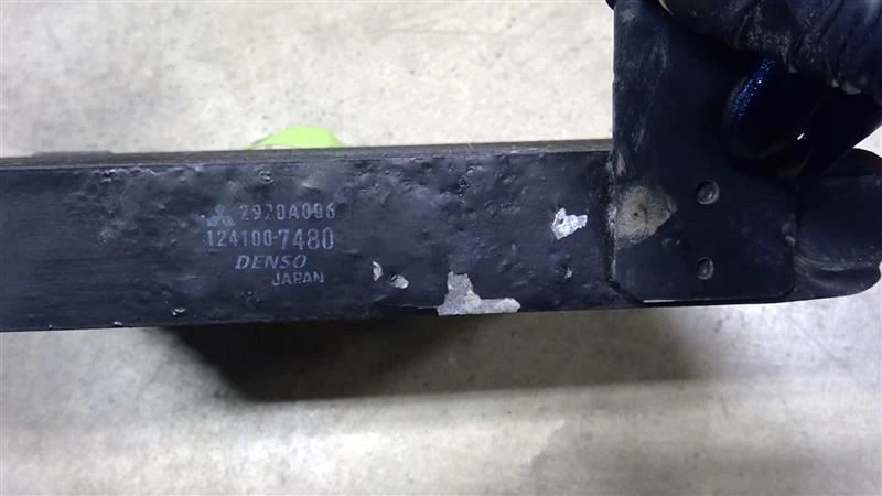 11 Mitsubishi Eclipse 2011 transmisión automática enfriador de aceite 2920A006 100985 Foto 3 de 4