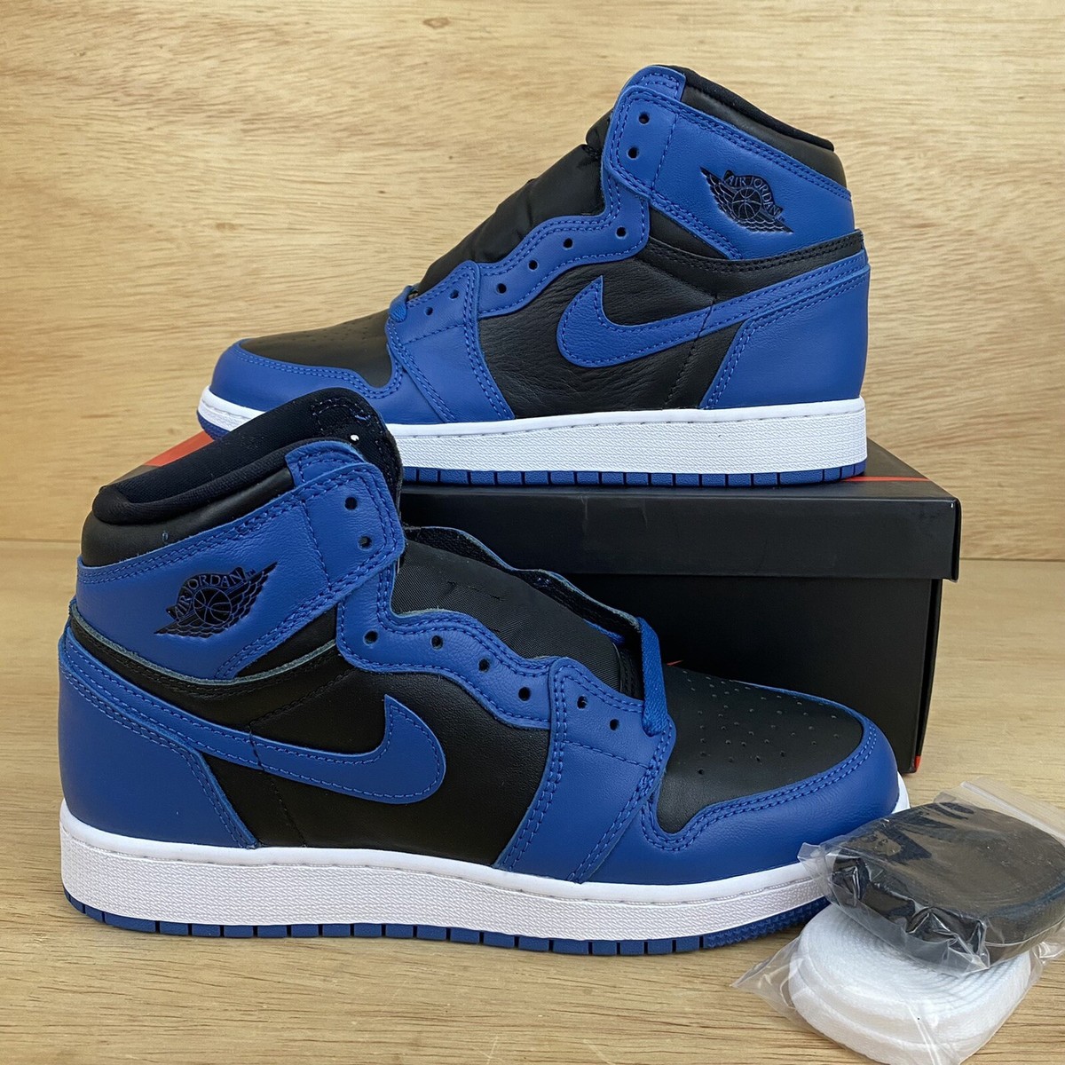 シューズ(女性用) NIKE AIR JORDAN 1 RETRO HIGH OG GS 7Y 7Y Nike Air Jordan 1 High Girls GS sneakers kids girls youth