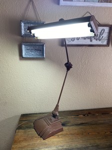 flexo desk lamp