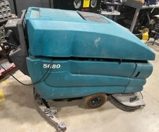 Tennant 5680 32" Disk Floor Scrubber