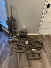Kirby Sentria 2 Upright Vacuum w/ Attachments, Carpet Shampoer! VG +