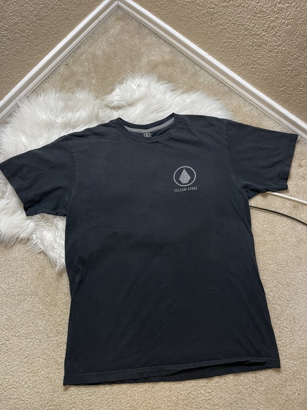 Volcom T Shirt L Black Logo Graphic Short Sleeve 100% Cotton Mens 
