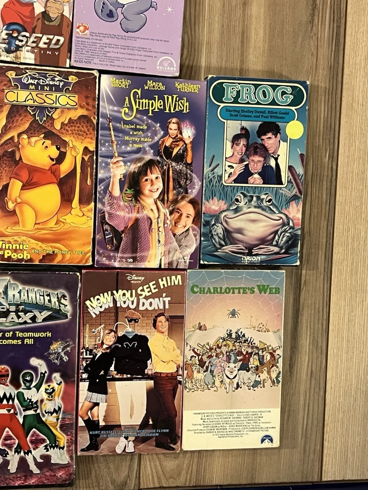 Lot Of 15 Vintage VHS Cartoons Movies Care Bears Batman Snoopy Power Rangers - Image 4 of 4