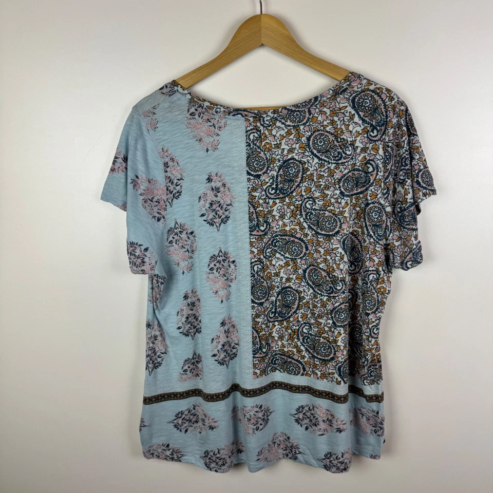 Camiseta Lucky Brand Paisley Floral Patchwork Talla 2X Boho Informal Elastizada Diaria Foto 3 de 4