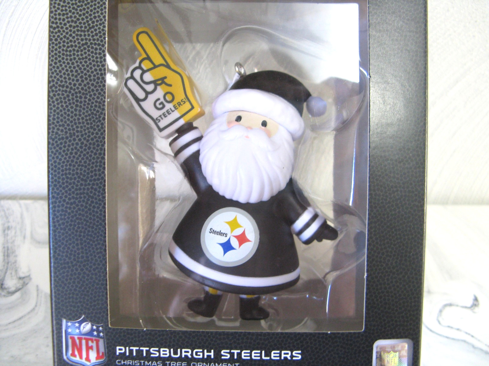 2025 Hallmark NFL Pittsburgh Steelers Santa Fan Football Christmas Ornament NEW