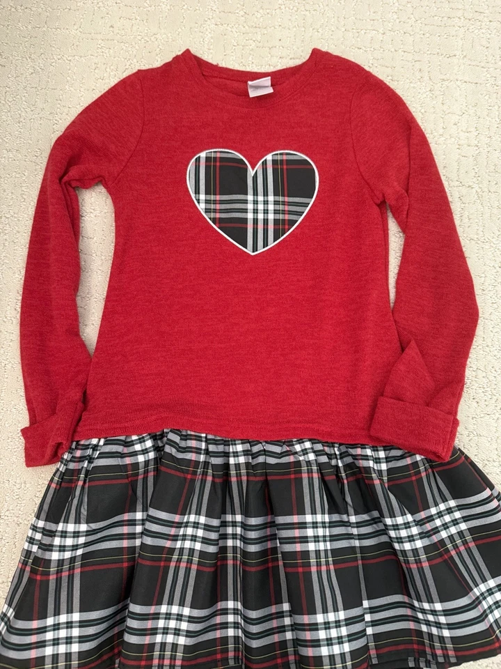 Boneca Dollie and Me vermelha e preta combinando tamanho meninas 7 e 18” - Imagem 4 de 4