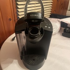 Keurig B40 | Cafetera y dispensador de una sola taza | Incluye todos los accesorios