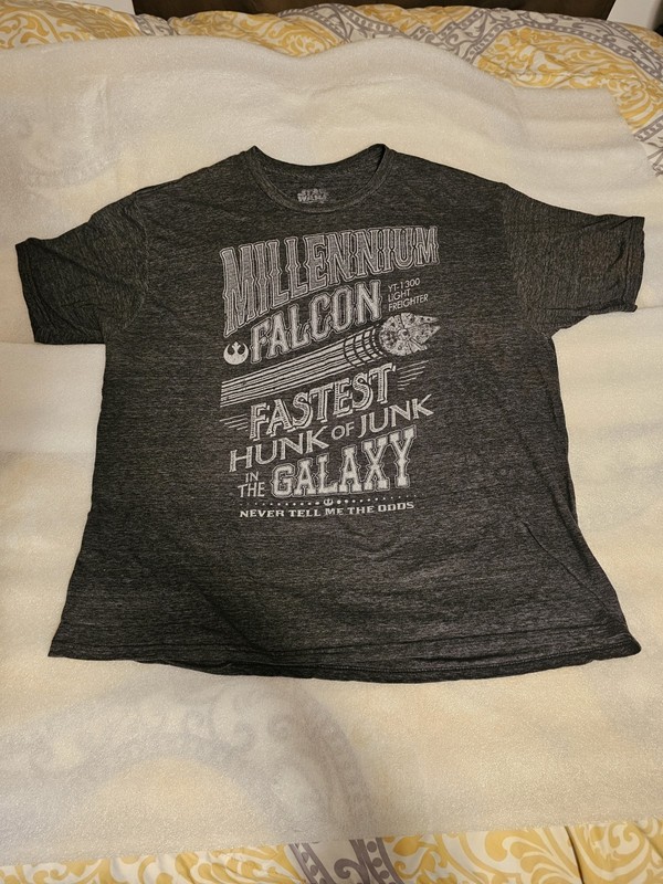 Star Wars Millennium Falcon Fastest Hunk Of Junk Gray T-shirt Size 2X