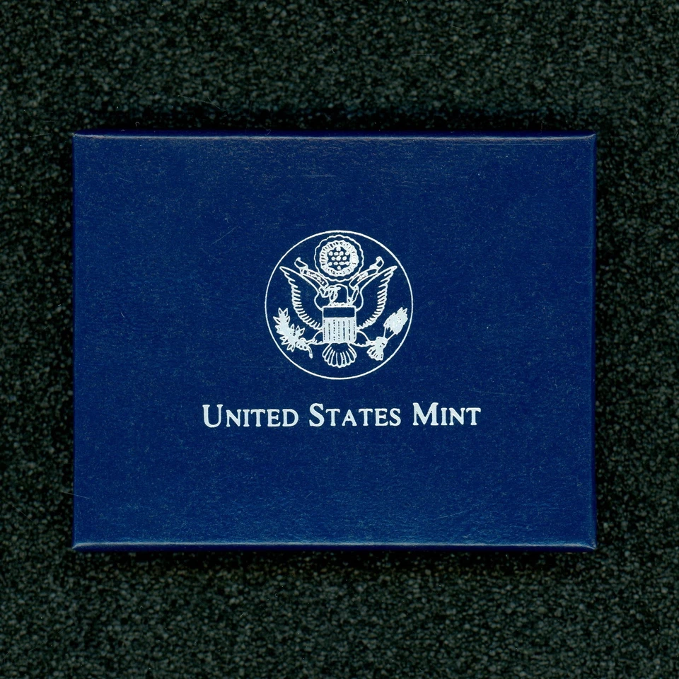 2002 U.S. Military Academy Bicentennial Commemorative Coin 90% Silver 26.73 g $1 - Image 3 of 4