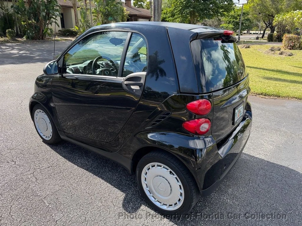 2009 smart Fortwo Pure Coupe - Image 3 of 4