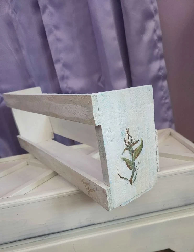 手绘龙虾箱破旧别致玫瑰 — 第 4/4 张图片