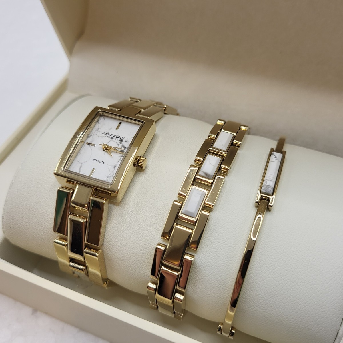 Anne Klein New York Ladies Howlite Bracelet & Watch Set New  display picture 3