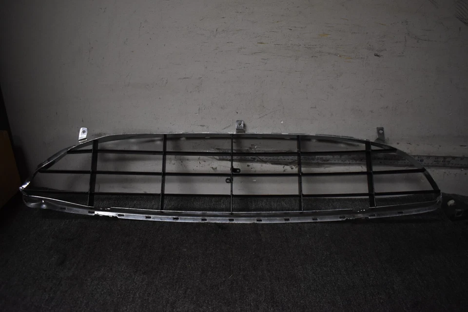 2012-2014 FERRARI CALIFORNIA FRONT GRILLE FACTORY OEM - Image 4 of 4