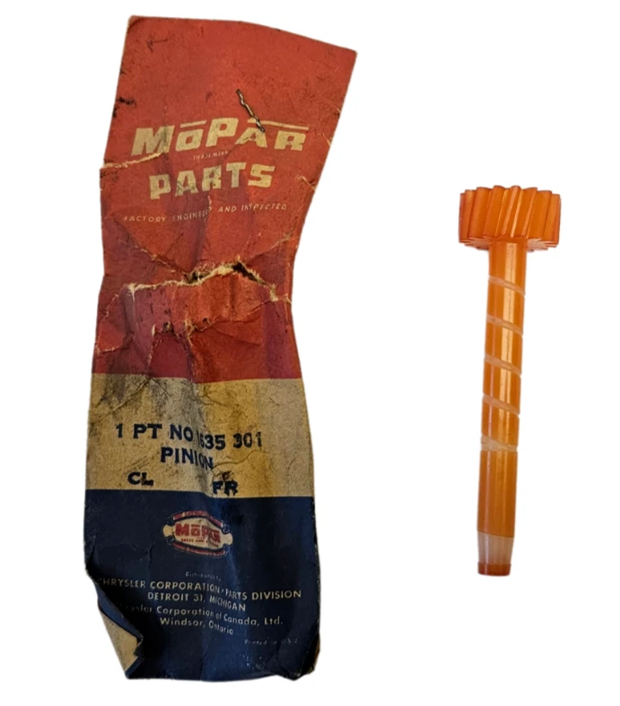 1957-1960 Dodge Plymouth Std Trans 16 Tooth Speedometer Gear Pinion 1635301 NOS - Image 2 of 4