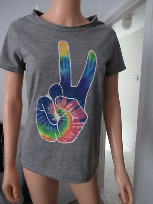 Chaser Brand Peace Sign Rainbow Fingers Womens Shirt Top