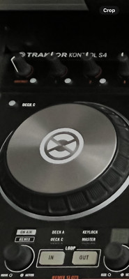 Native instruments Tractor Kontrol S4 dj controller excellent conditio.