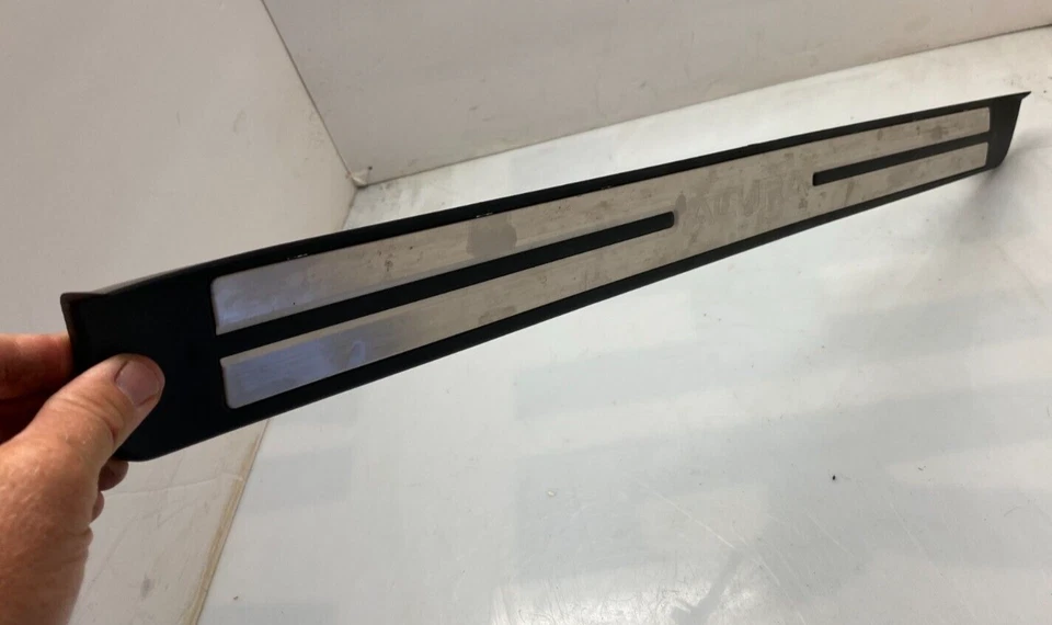 05-08 ACURA RL ПЕРЕДНИЙ ПРАВЫЙ ДВЕРНОЙ ПОРОГ P/N 84202-SJA ПАНЕЛЬ ОТДЕЛКИ OEM HONDA - Изображение 2 из 4