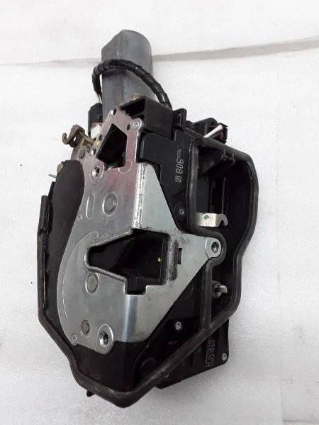 Actuador de cierre de cerradura de puerta delantera para pasajero derecho R/F BMW 745i 2002 6-2-6P Foto 3 de 4