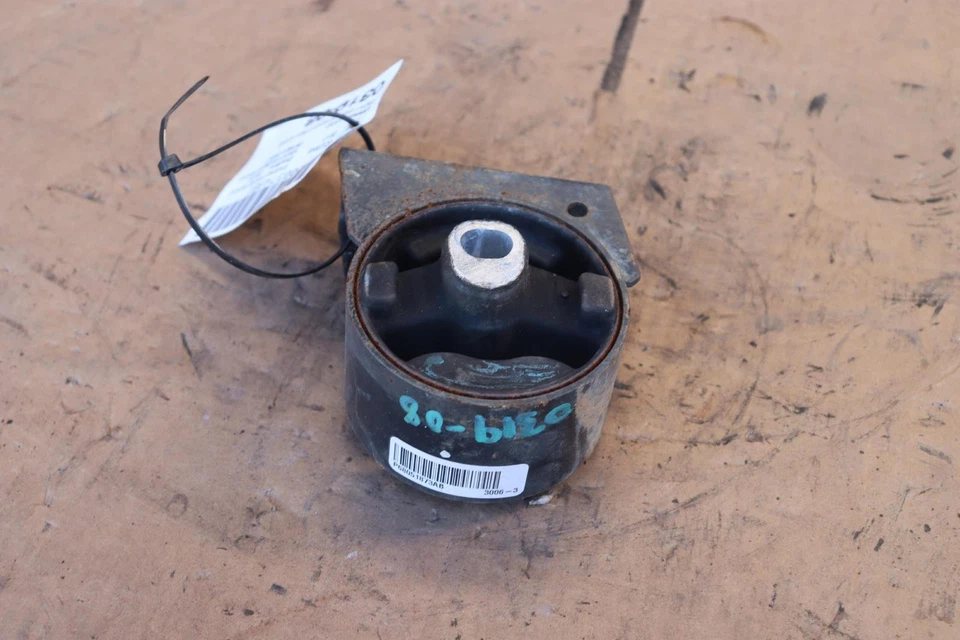 2011-2019 DODGE JOURNEY FRONT ENGINE FRAME MOUNT INSULATOR BRACKET OEM - Image 2 of 4