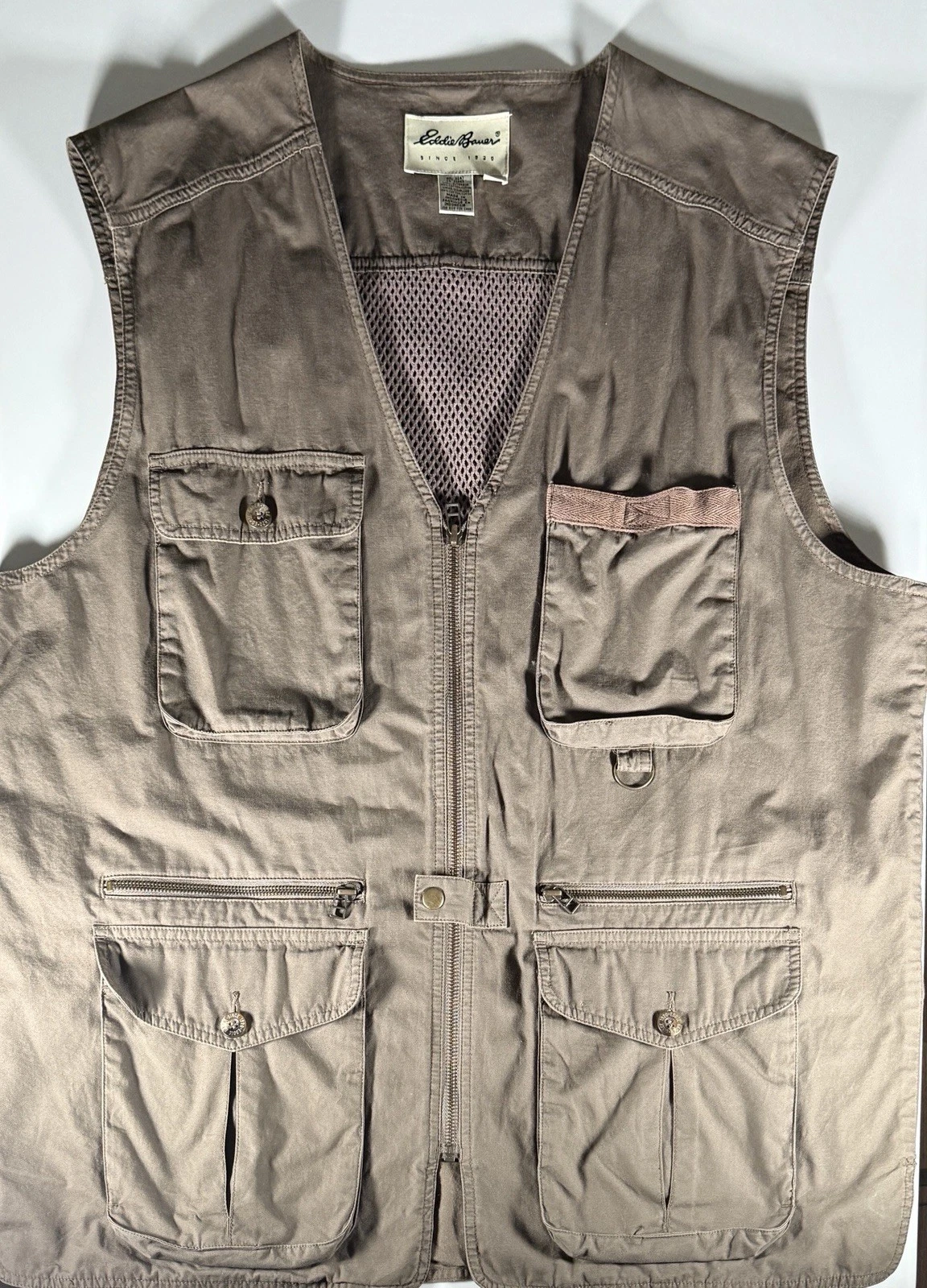 Eddie Bauer Vest Mens XL Brown Hunting Fishing Utility Photography Cargo Vented