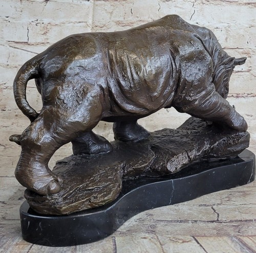 Scultura in bronzo rinoceronte bianco rinoceronte fatta a mano opera d'arte di qualità museale figura - Foto 4 di 7