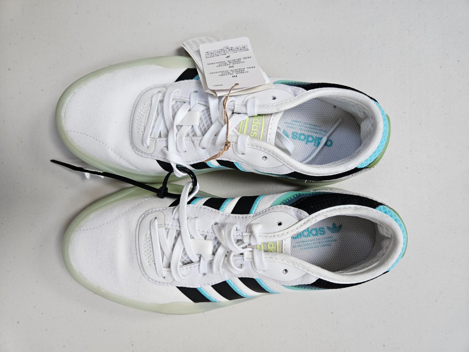 Adidas Cassina PT Trainers UK 5.5 White Aqua Black Gum Sole – Ex Display image 3