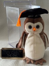 1998 TY Beanie Baby Wise the Owl Graduation Class of  98 w/ Display Case  Plaqu