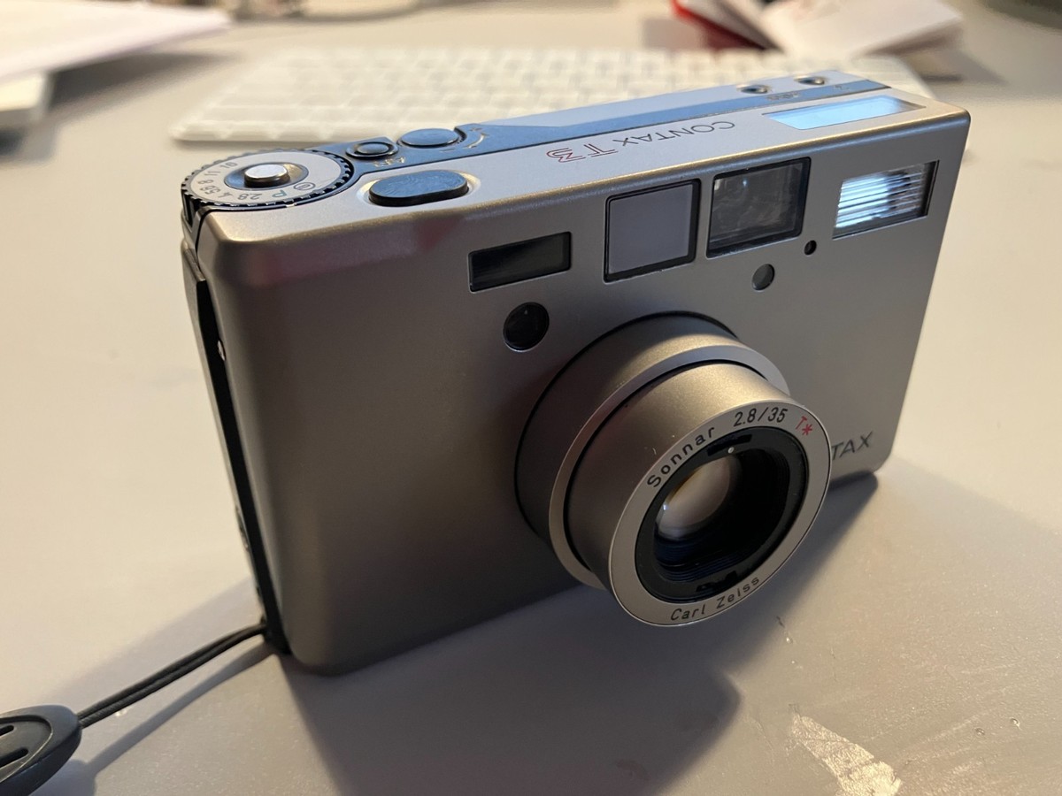 CONTAX　t3 Contax T3 Review - A regular companion - 35mmc