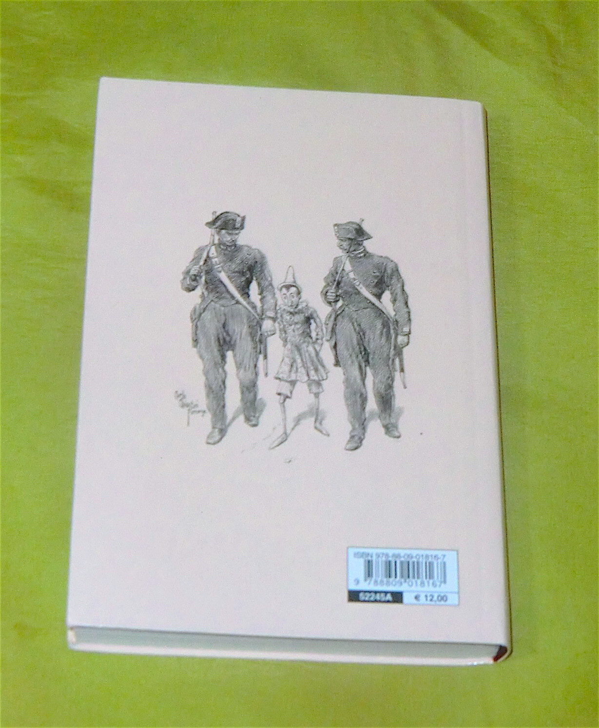 Foto 2 di 8