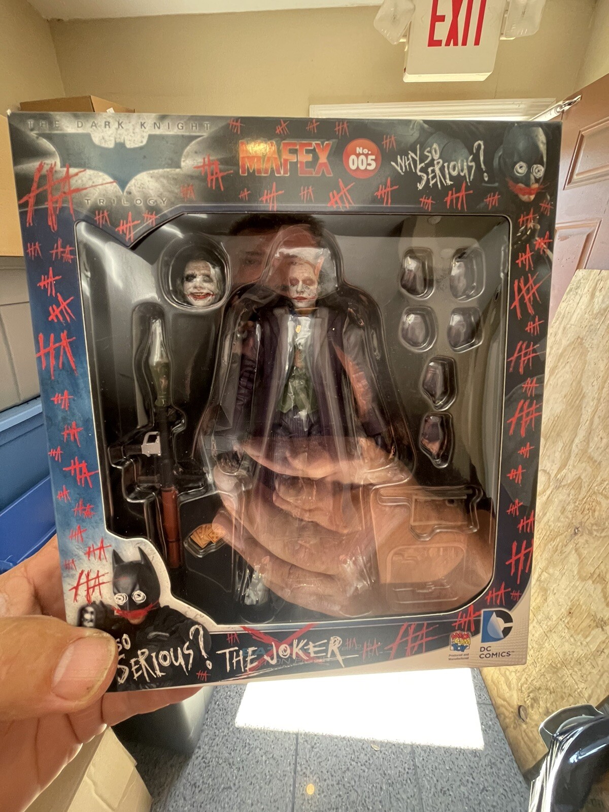 新品未開封 THE JOKER Ver.2.0『THE DARK KNIGHT』可動式フィギュア