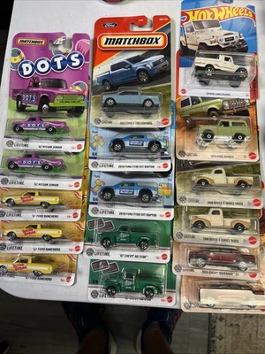 Riesiges Matchbox Konvolut neuer Trucks 18 plus Hot wheels Schatzsuche Bonus - Bild 1 von 4