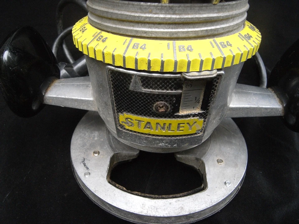 ROUTER STANLEY H258A VINTAGE (DÉCADA DE 1950) con base CA 270A EN EXCELENTE ESTADO ORIGINAL Foto 2 de 4