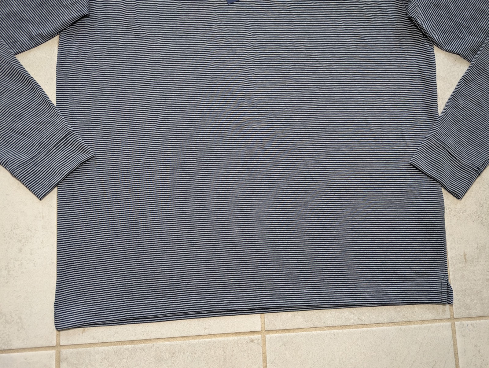 Picture 2 of 9