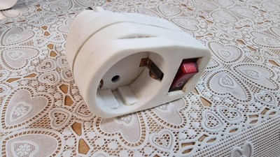 EU Power Plug Adapter with On/Off Switch   Schuko Socket