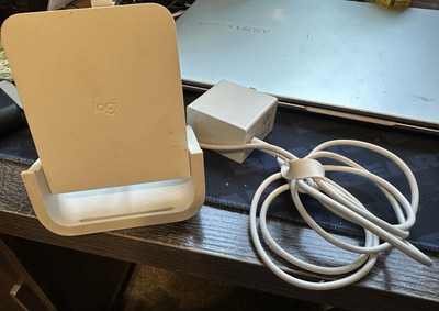 Logi Wireless Charger Stand