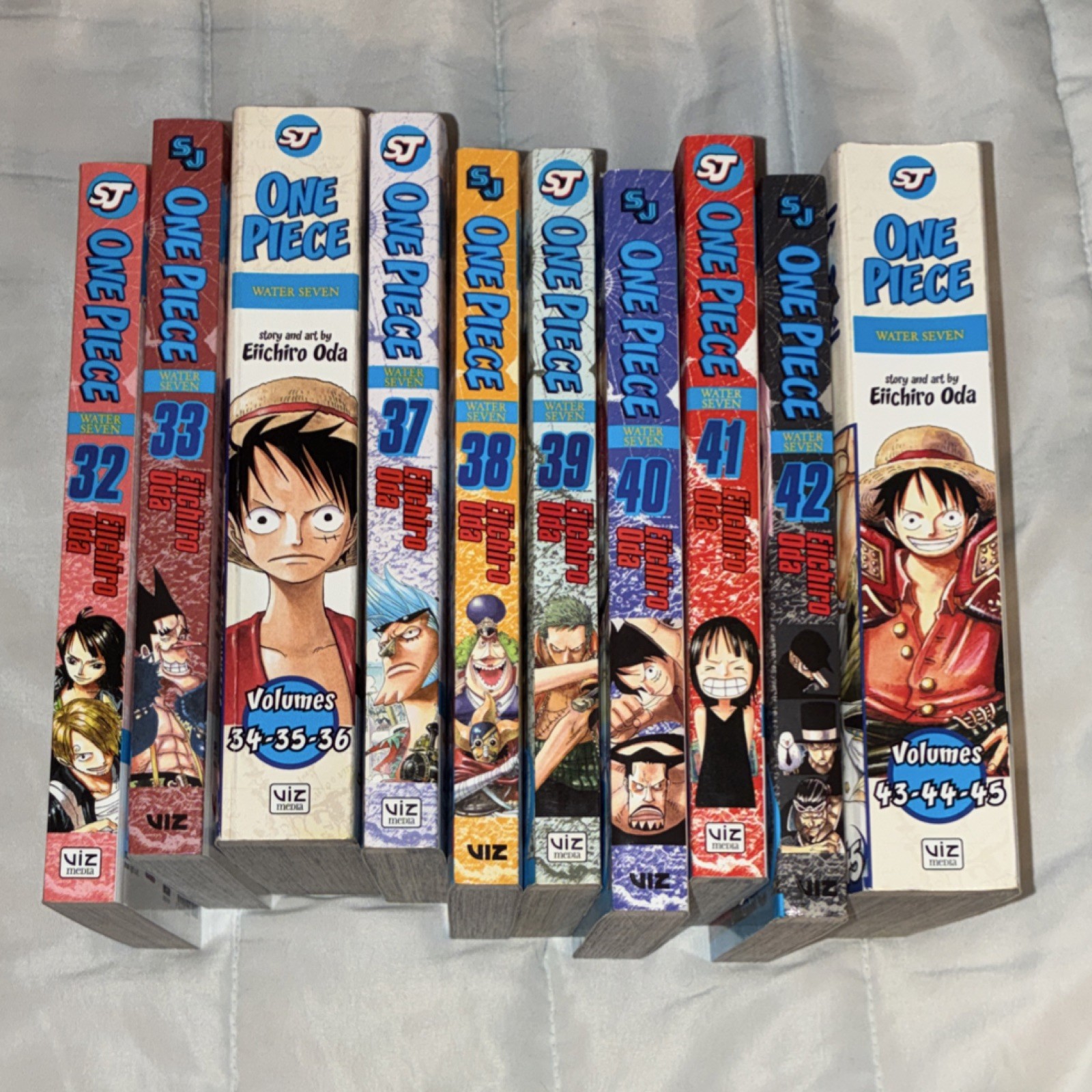 One Piece Complete Water 7 and Enies Lobby Manga Arcos volúmenes 32-45 por VIZ Media