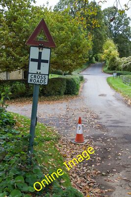 Photo 12x8 Crossroads near Batsford View NNE past a pre-Worboys crossroads c2014