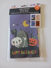 Halloween Trick Or Treat Bags 18 New In Package Variety Of 4 Designs