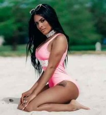 BEAUTIFUL ZELINA VEGA 5X7 Glossy Photo