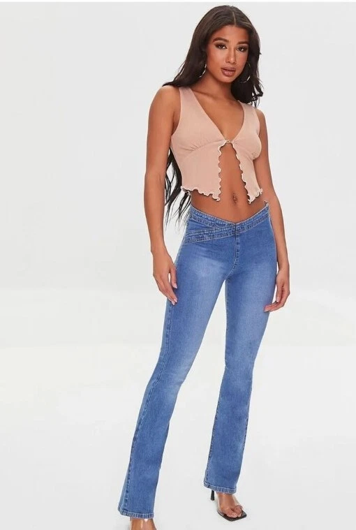 Pantalones de mezclilla para mujer Forever 21 entrecruzados delanteros tiro bajo corte boot S pequeños nuevos
