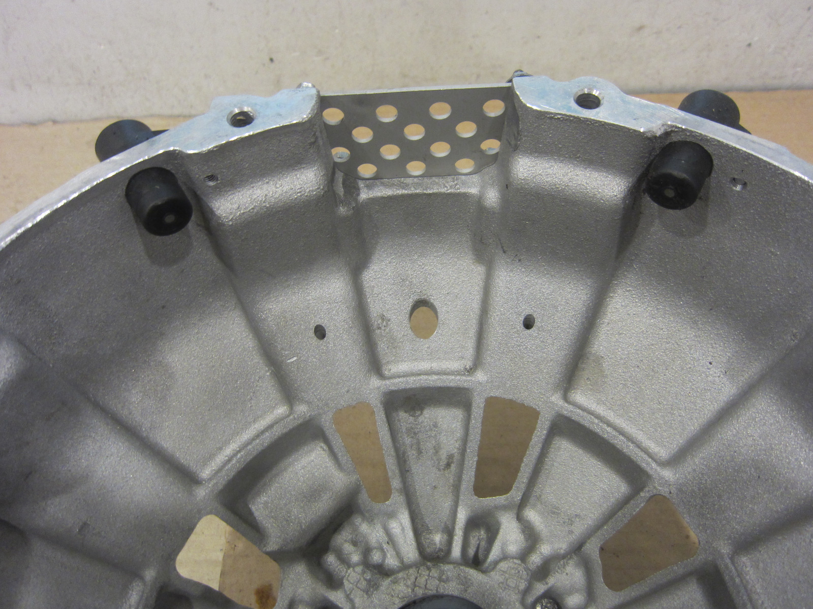 Ferrari 456 - Clutch / Bell Housing With Sensors - P/N 153201  / 151317