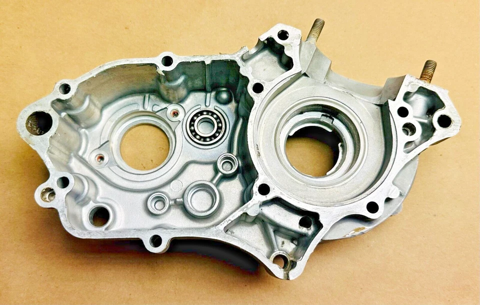 Kawasaki KX 80 1989 lado izquierdo cárter motor 14001-5254 motor KX80 89 MITAD Foto 2 de 4